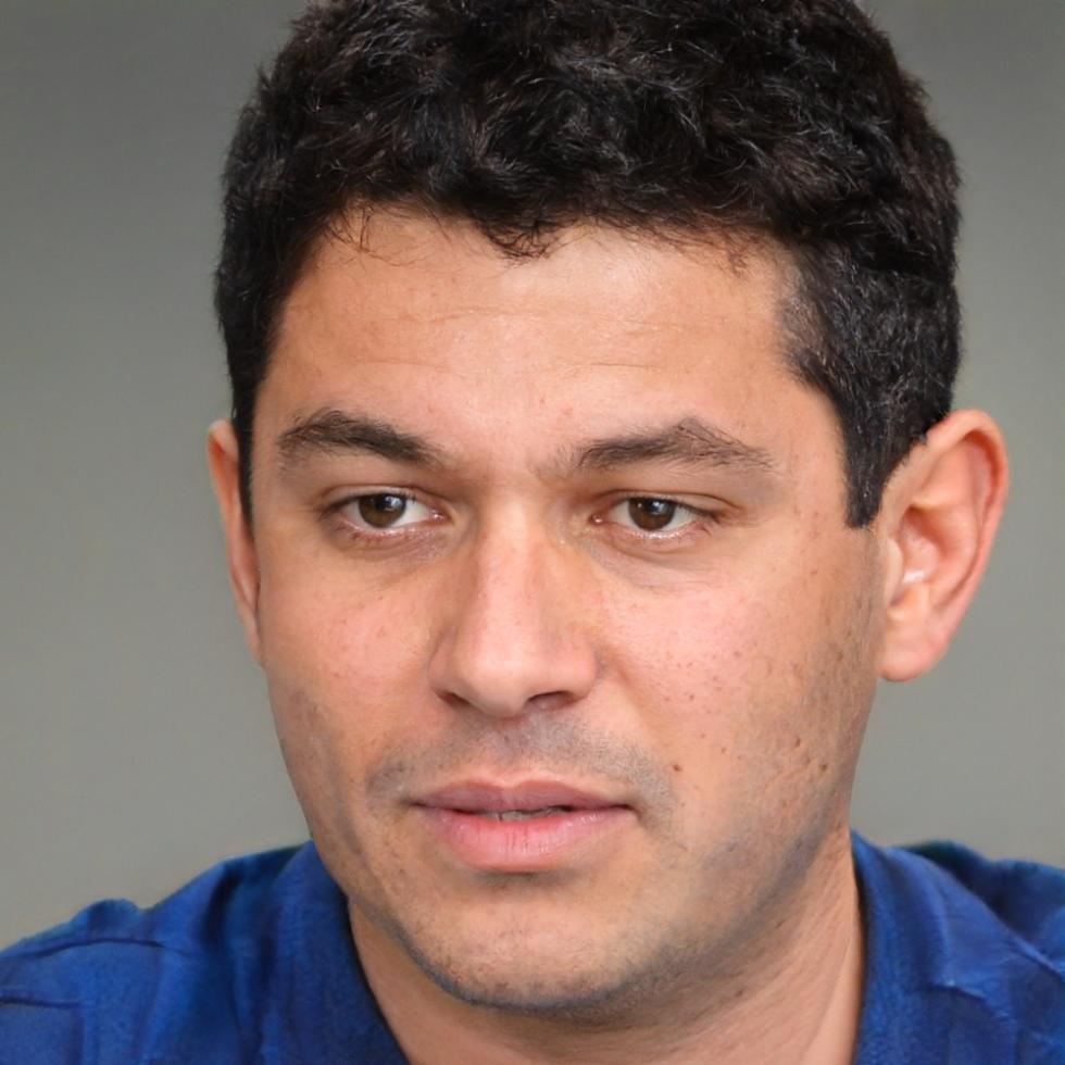 Ritratto di Luca Bertozzi